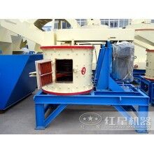 自行式沙石破碎機價格不貴，經(jīng)濟實惠ZQ82