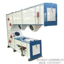 耐火材料專用Z型提升機，整機防爆，內(nèi)置強制通風(fēng)系統(tǒng)