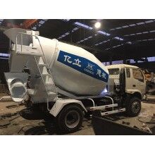 廠家大量供應3m3混凝土罐車，攪拌罐車，量大從優(yōu)